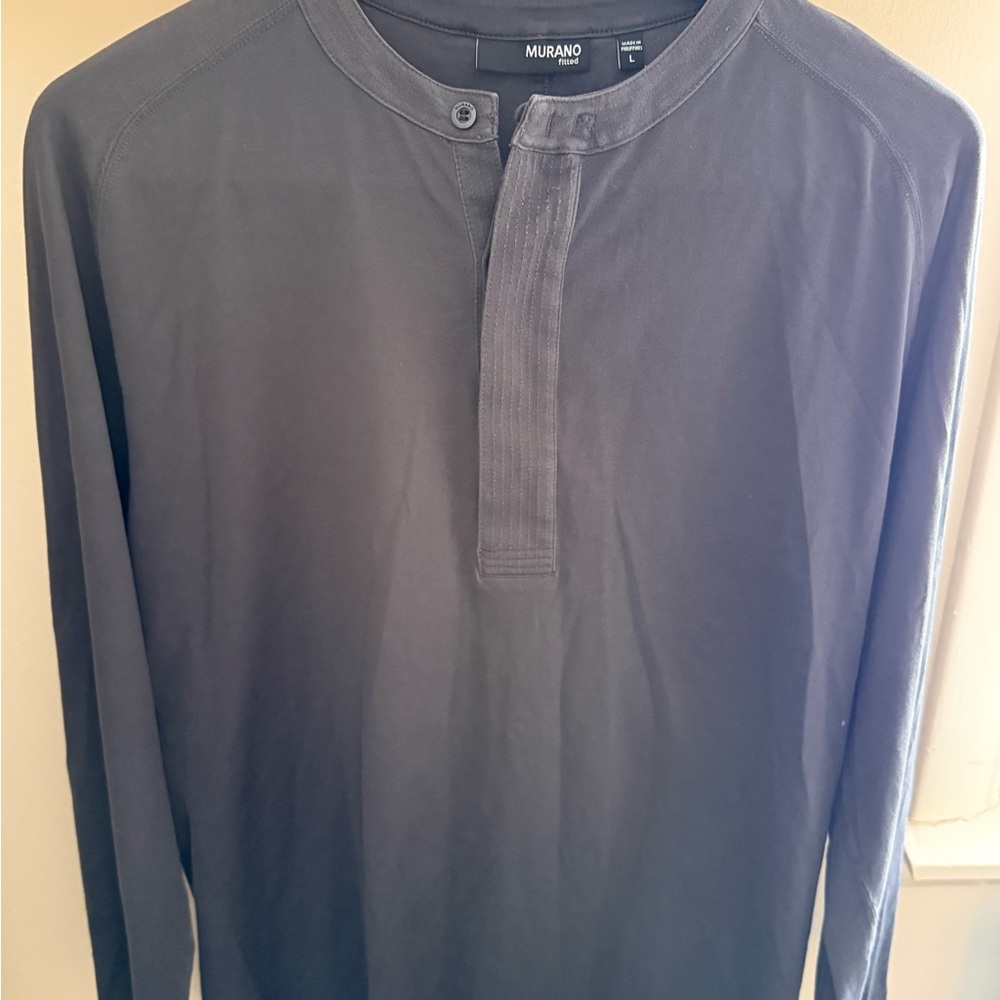 Murano Men's Charcoal Long Sleeve Tee